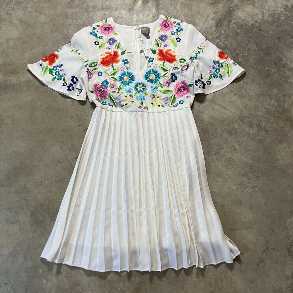 ASOS Dress Womens 4P White Floral Embroidery A-Line V-Neck Flutter‎ Sleeve